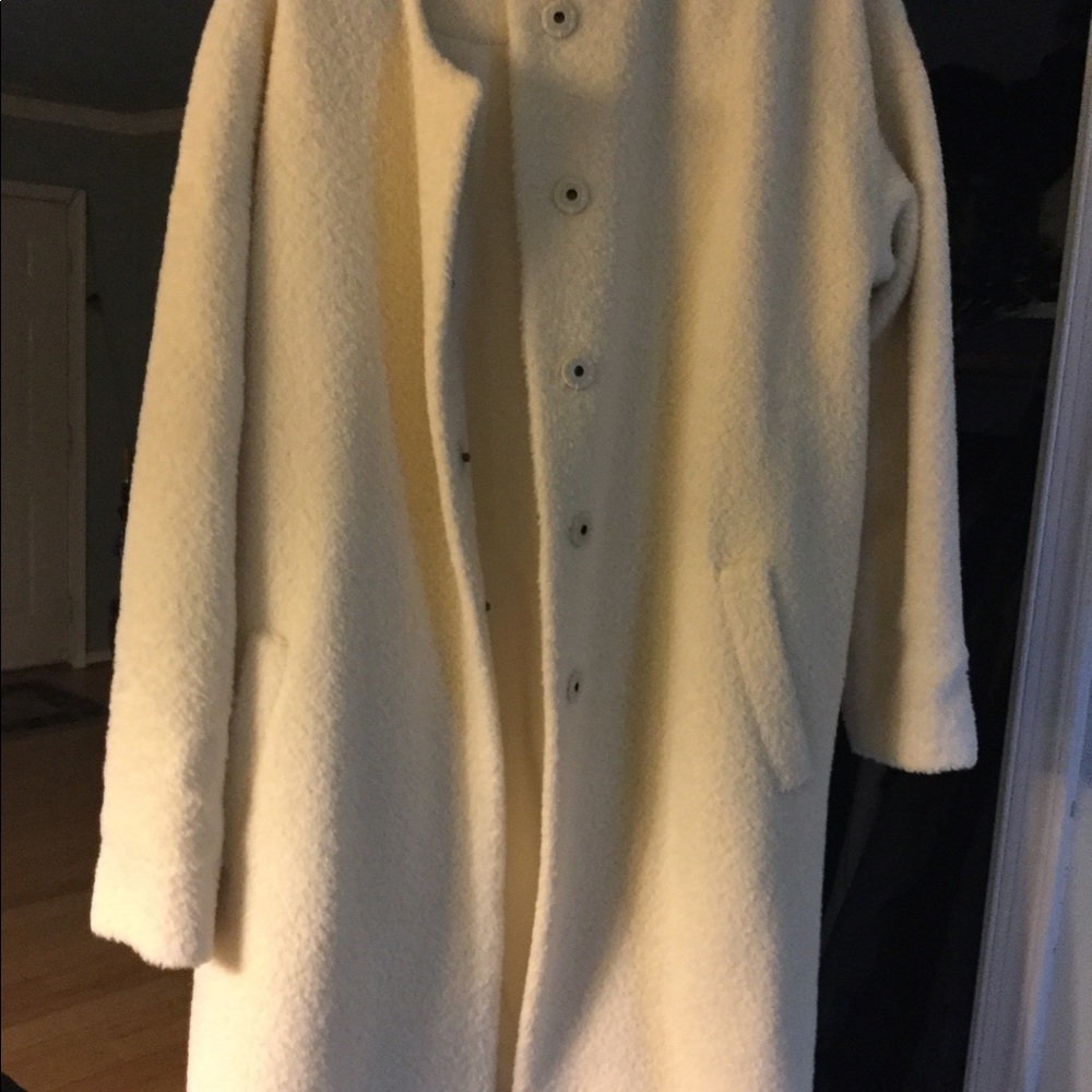 Coat - Picture 4 of 4